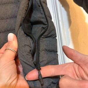 North Face Jacket Women Size X Small 550 fill.